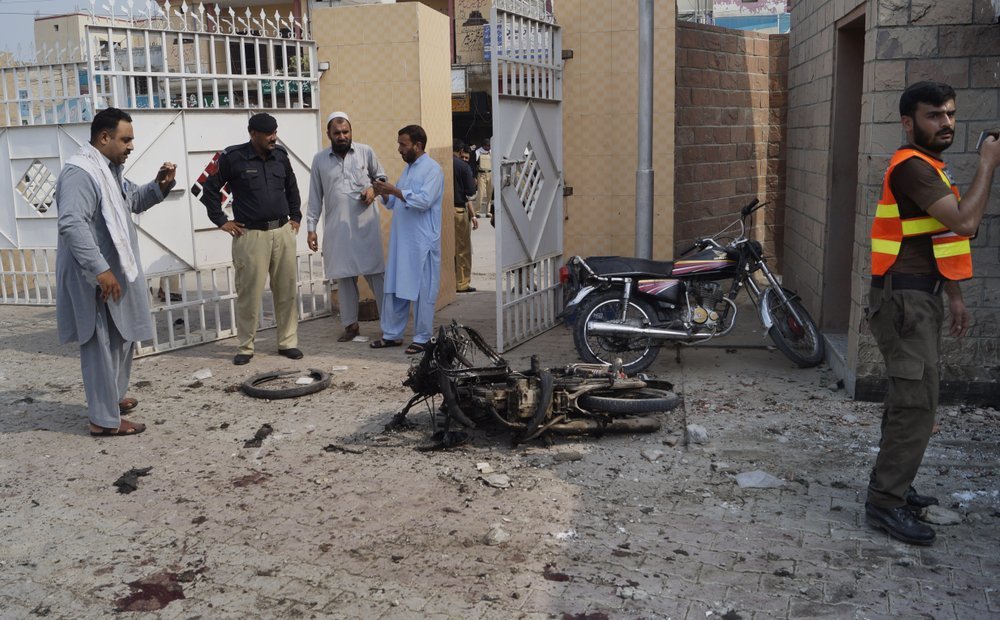 6 Polisi Pakistan Tewas, Puluhan Luka-luka Akibat Serangan Pejuang TTP di Dera Ismail Khan